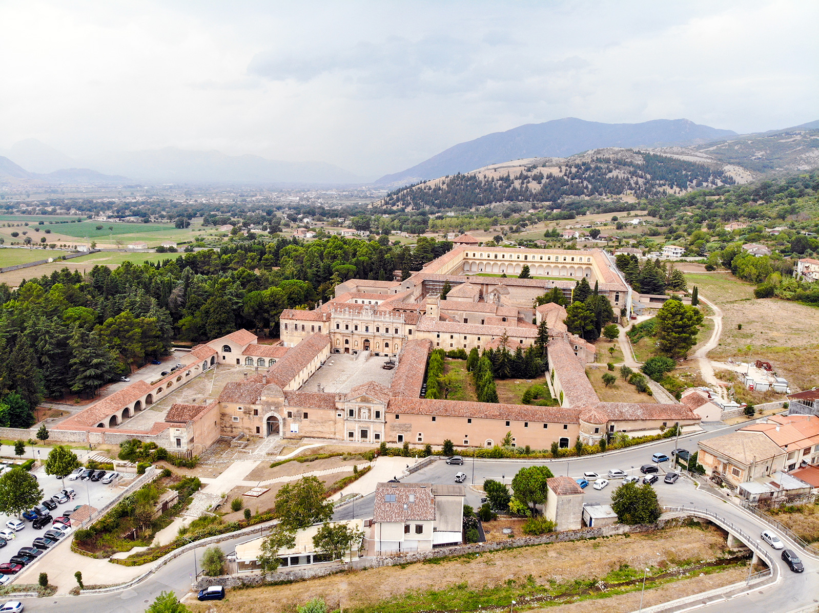 certosa di san lorenzo padula foto aerea